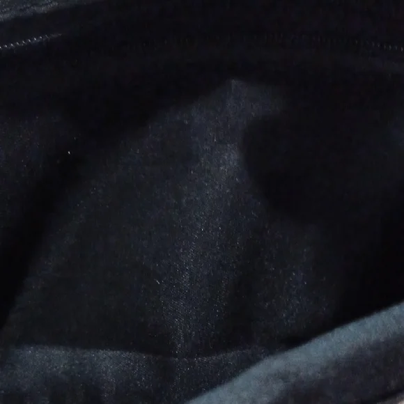 Elegant Tan and Gold Woven Crossbody Bag - Picture 3 of 4